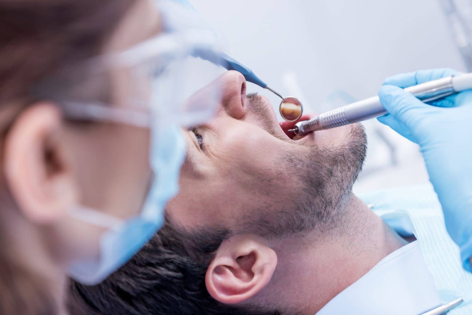 Combien de temps dure les implants dentaires? Dentist Lasalle Newman